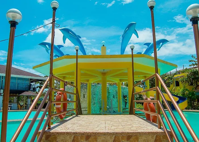 Tropics Hotel