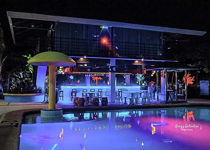 Tropics Hotel
