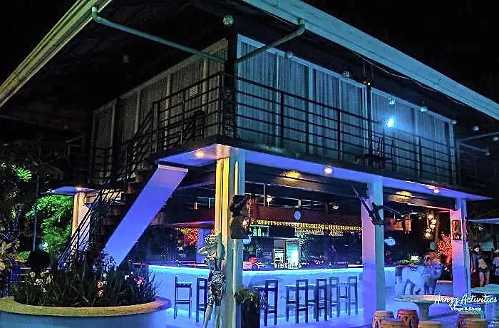 Hotel Tropics 3*