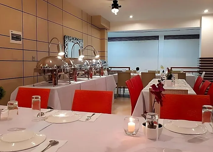 Hotel Tropics 3*